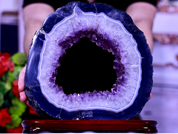 Deals & Steals (Up To 75% Off!)