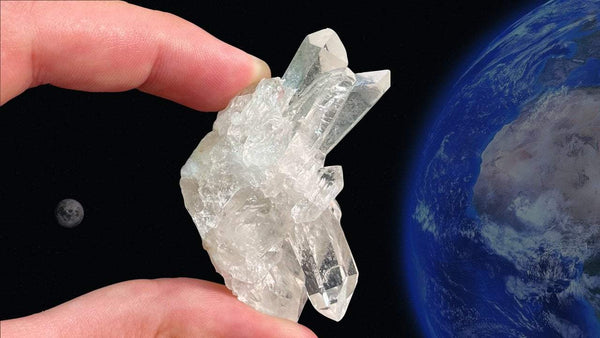 "LITTLE LIGHTNING" Quartz Crystal Cluster Very High Quality